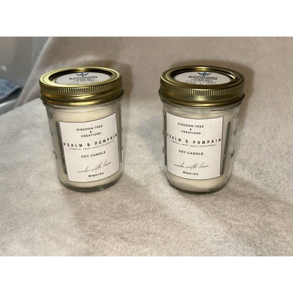 Psalm & Pumpkin Soy Candle - Handcrafted Aromatherapy - Picture 1 of 3